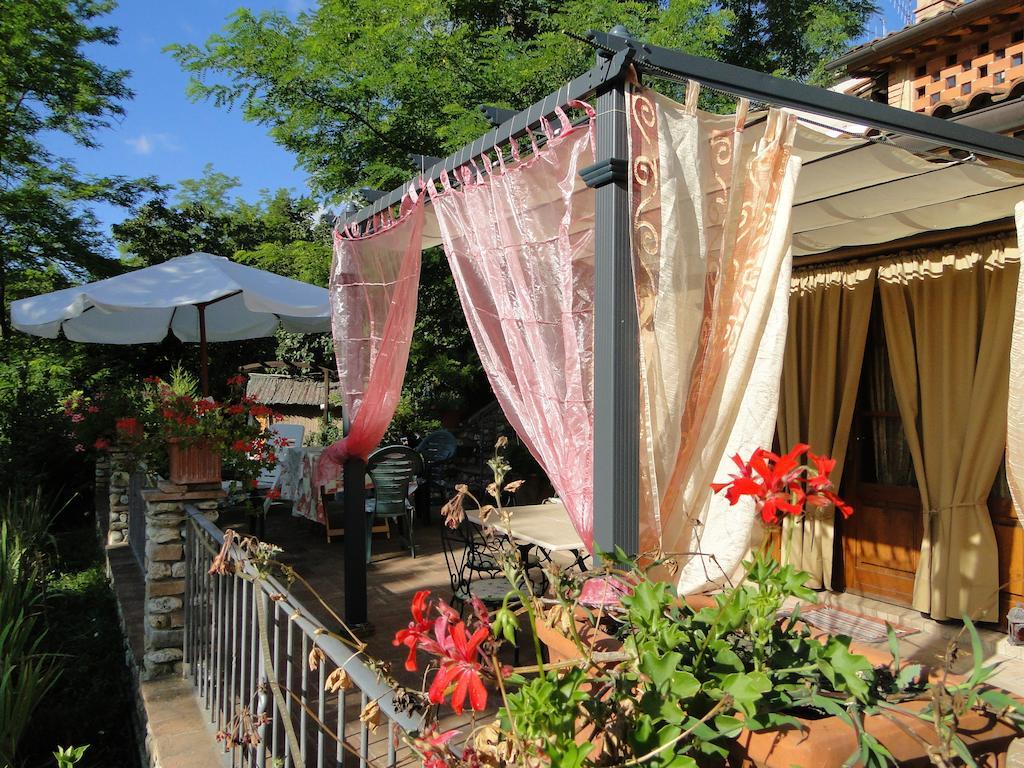 ホテル La Capanna Di Sovestro サン・ジミニャーノ 部屋 写真